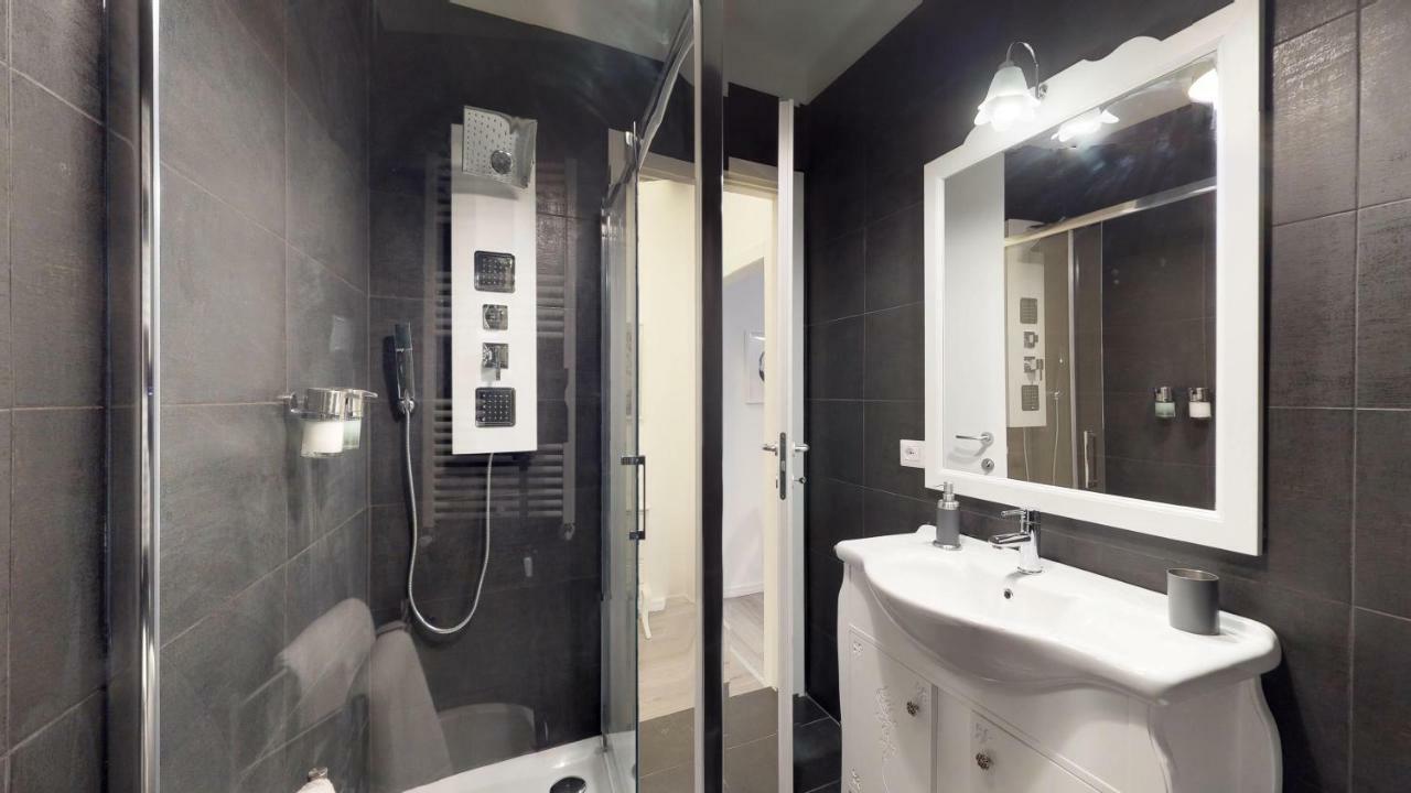 Luxury 2 Bedrooms Apartment Milan Exterior photo